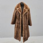 658536 Mink coat